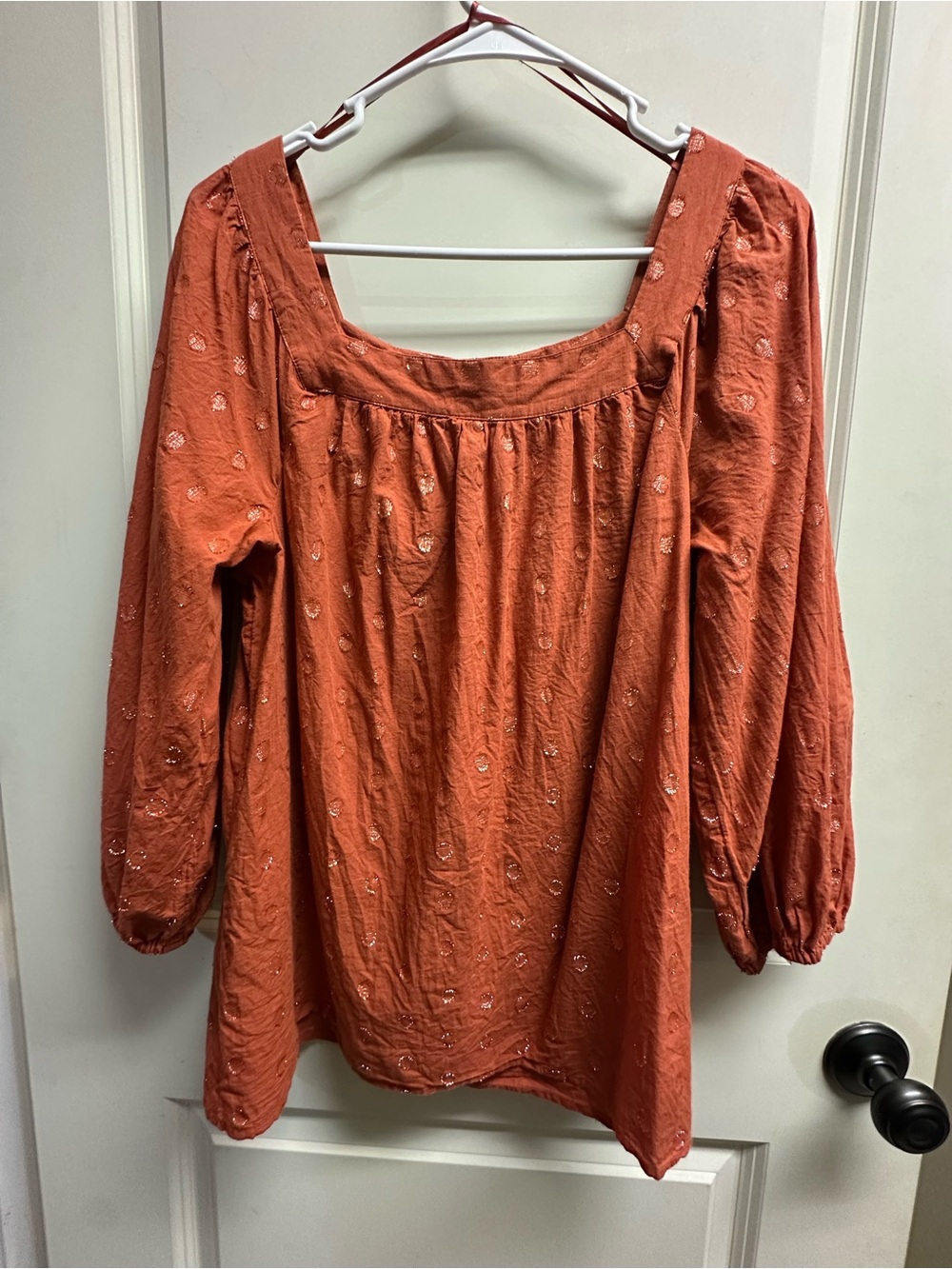 Lauren Conrad Rust Orange Peasant Tunic with Sparkly Circle Design